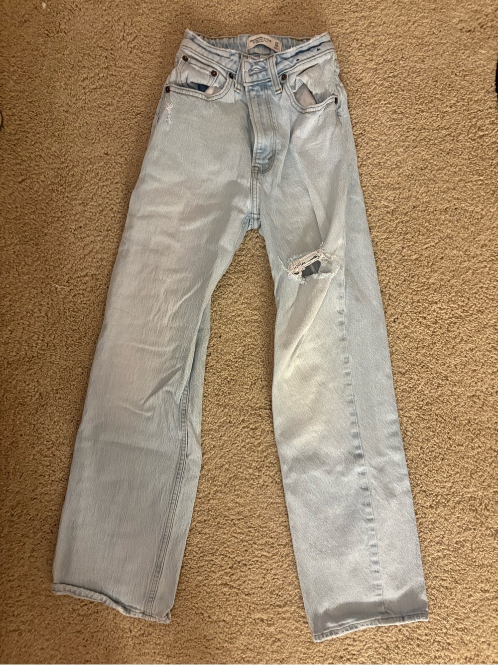 Abercrombie & Fitch Light Blue womens Straight Jeans with Knee Rip